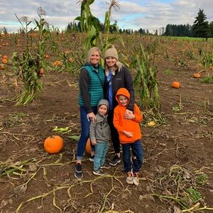 Meet your Posher, Amie